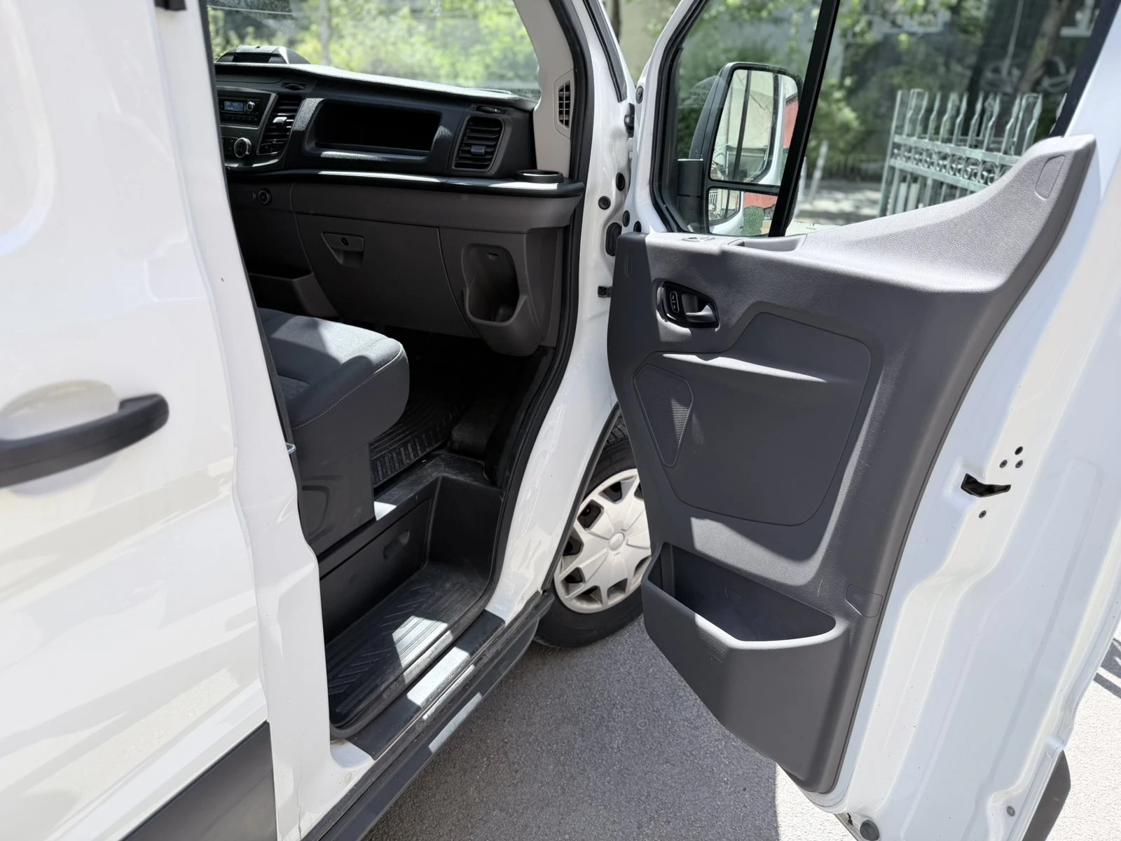 Ford Transit VANLWBEF350, снимка 5 - Бусове и автобуси - 54739934