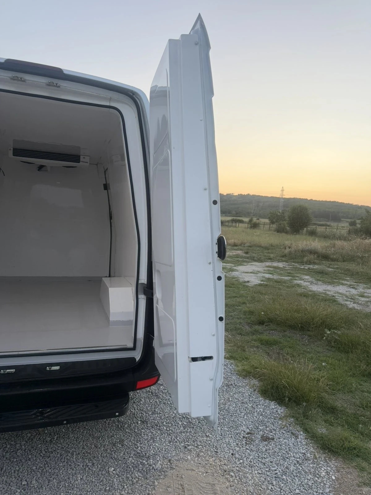 Mercedes-Benz Sprinter Хладилен , снимка 5 - Бусове и автобуси - 55094377