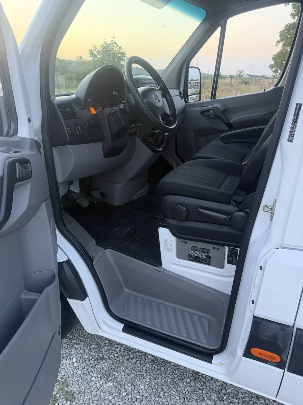 Mercedes-Benz Sprinter Хладилен , снимка 4 - Бусове и автобуси - 55094377
