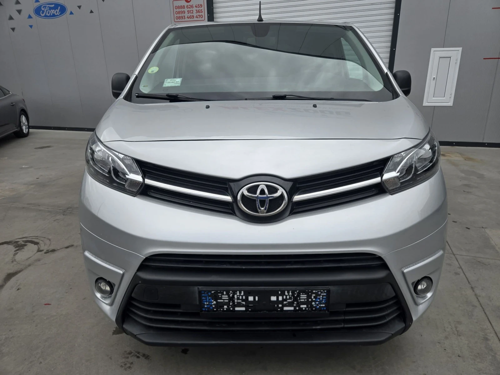 Toyota Proace 2.0 дизел, снимка 2 - Бусове и автобуси - 56273914