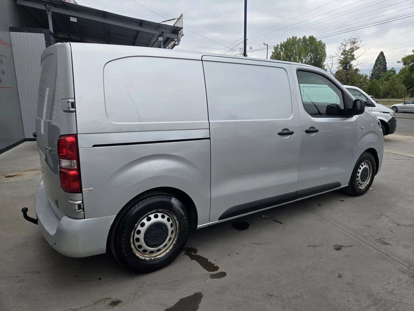 Toyota Proace 2.0 дизел, снимка 4 - Бусове и автобуси - 56273914