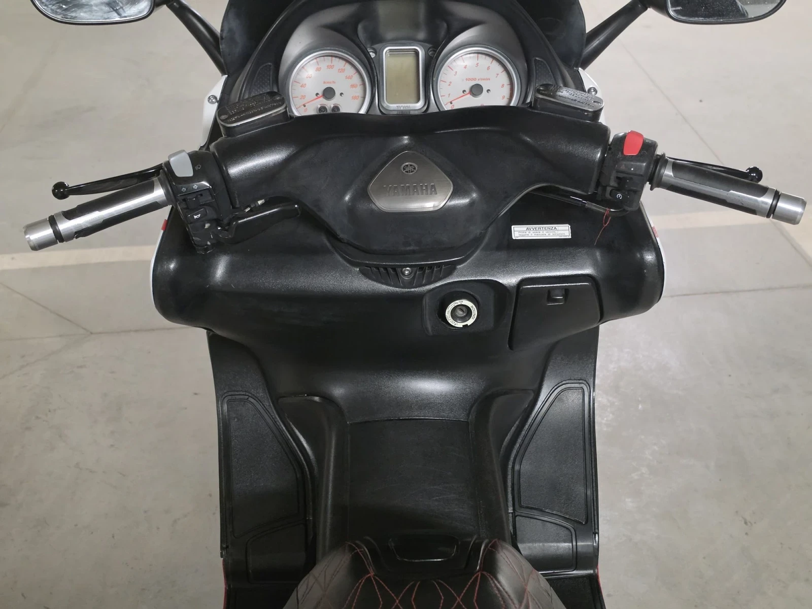 Yamaha T-max (2008)   Инжекцион | J.Costa | Bridgestone SC2, снимка 10 - Мотоциклети и мототехника - 56197824