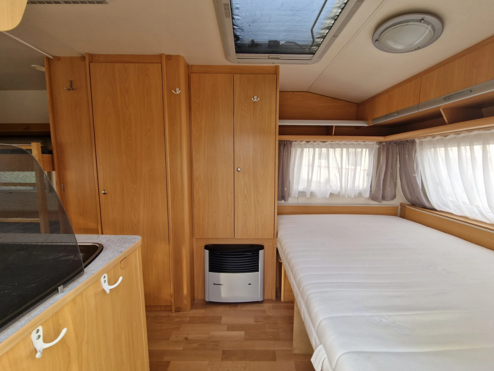 Каравана Knaus 500 Sport Швейцария - изображение 7