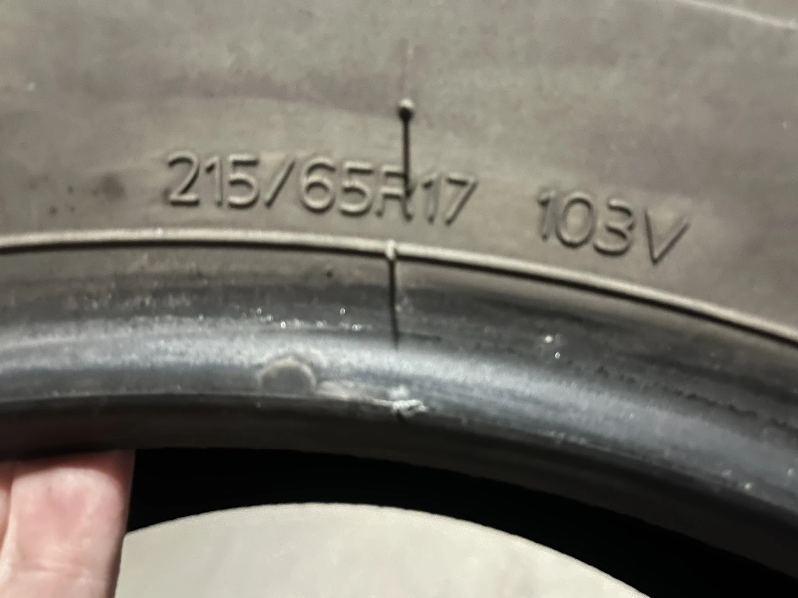 Гуми Всесезонни 215/65R17, снимка 12 - Гуми и джанти - 54583096