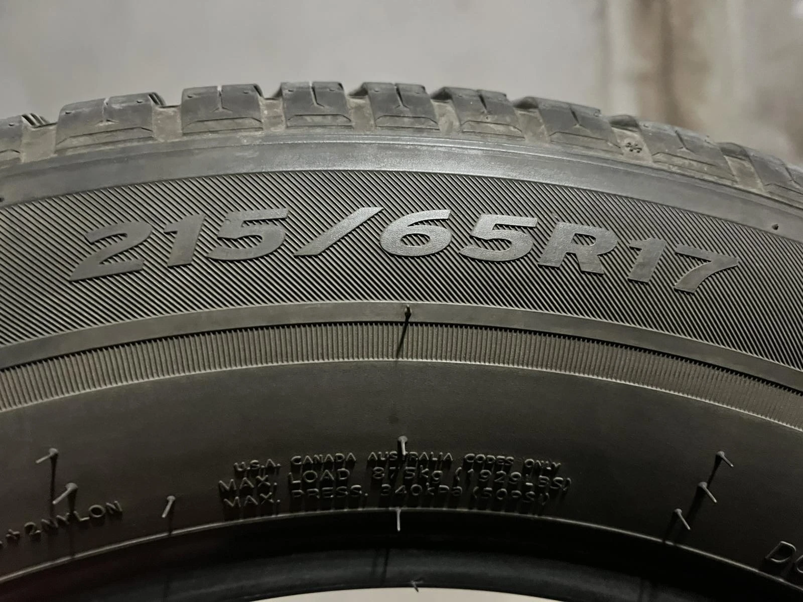 Гуми Всесезонни 215/65R17, снимка 9 - Гуми и джанти - 54583096