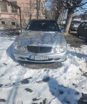 Mercedes-Benz E 320, снимка 1