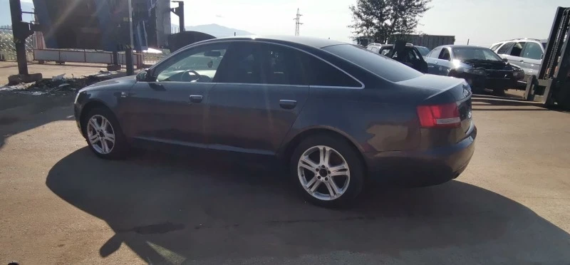 Audi A6 3.0, снимка 6 - Автомобили и джипове - 46079495