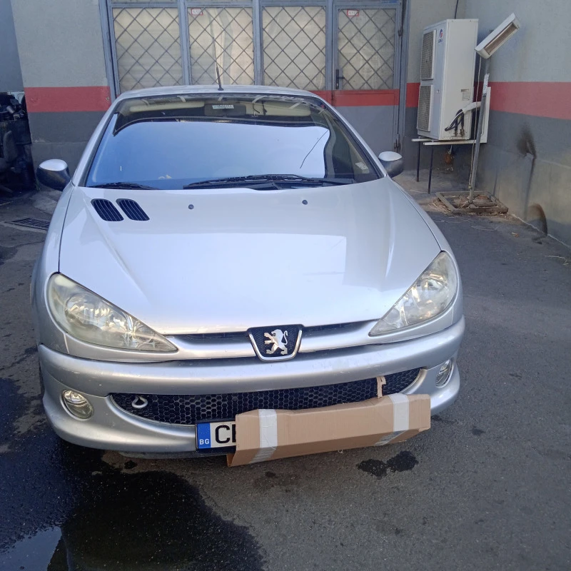 Peugeot 206 1, 6, снимка 1 - Автомобили и джипове - 47286288