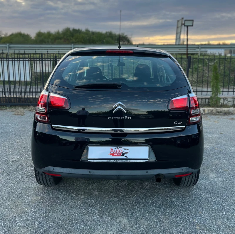 Citroen C3 1.2i* EXCLUSIVE* PANORAMA* NAVI* 108000KM, снимка 6 - Автомобили и джипове - 47412570