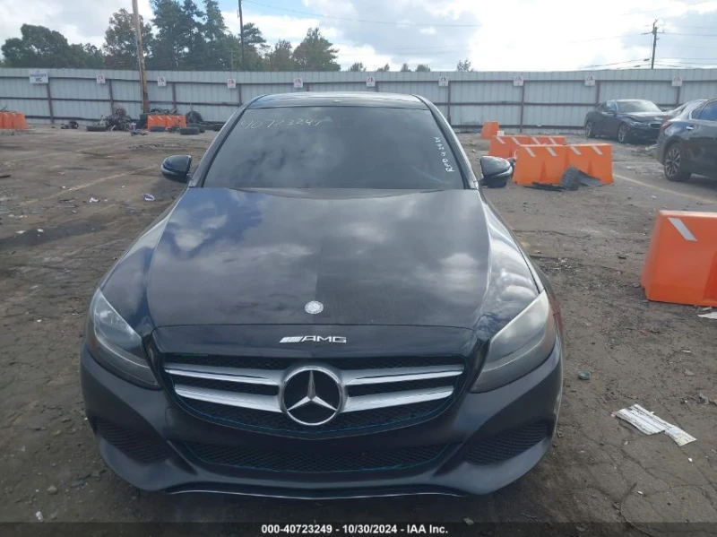 Mercedes-Benz C 300 2.0L I-4 DI, DOHC, VVT, TURBO, 241HP Rear Wheel Dr, снимка 4 - Автомобили и джипове - 48359401