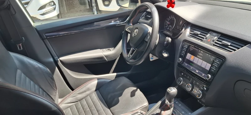 Skoda Octavia 2.0 Vrs 184kc Dsg Нави Лед, снимка 11 - Автомобили и джипове - 51391071