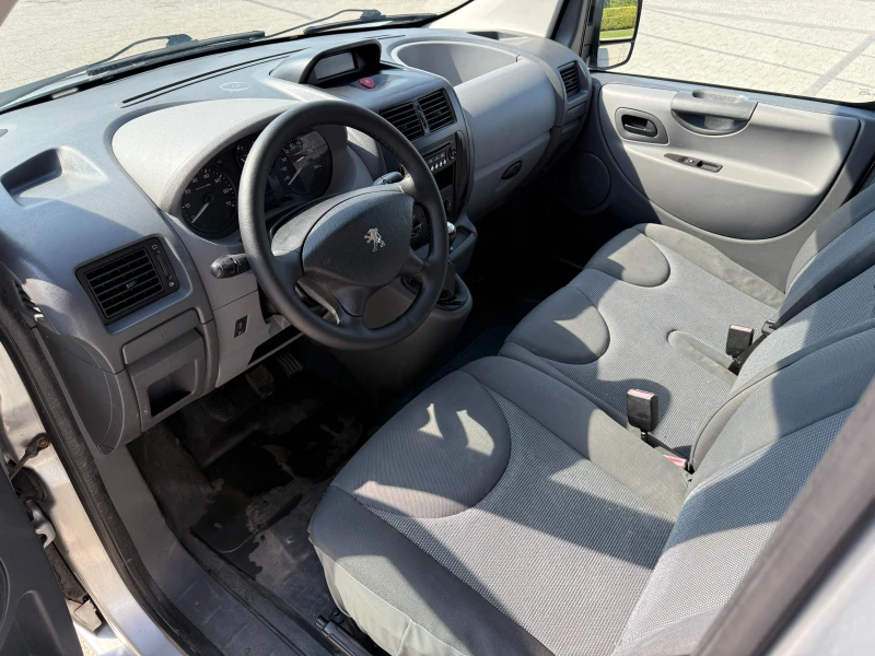 Peugeot Expert 1.6HDI Товаропътнически 6-местен Климатик , снимка 13 - Автомобили и джипове - 51640894