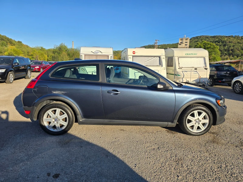 Volvo C30 1.6i УНИКАТ, снимка 2 - Автомобили и джипове - 51811410