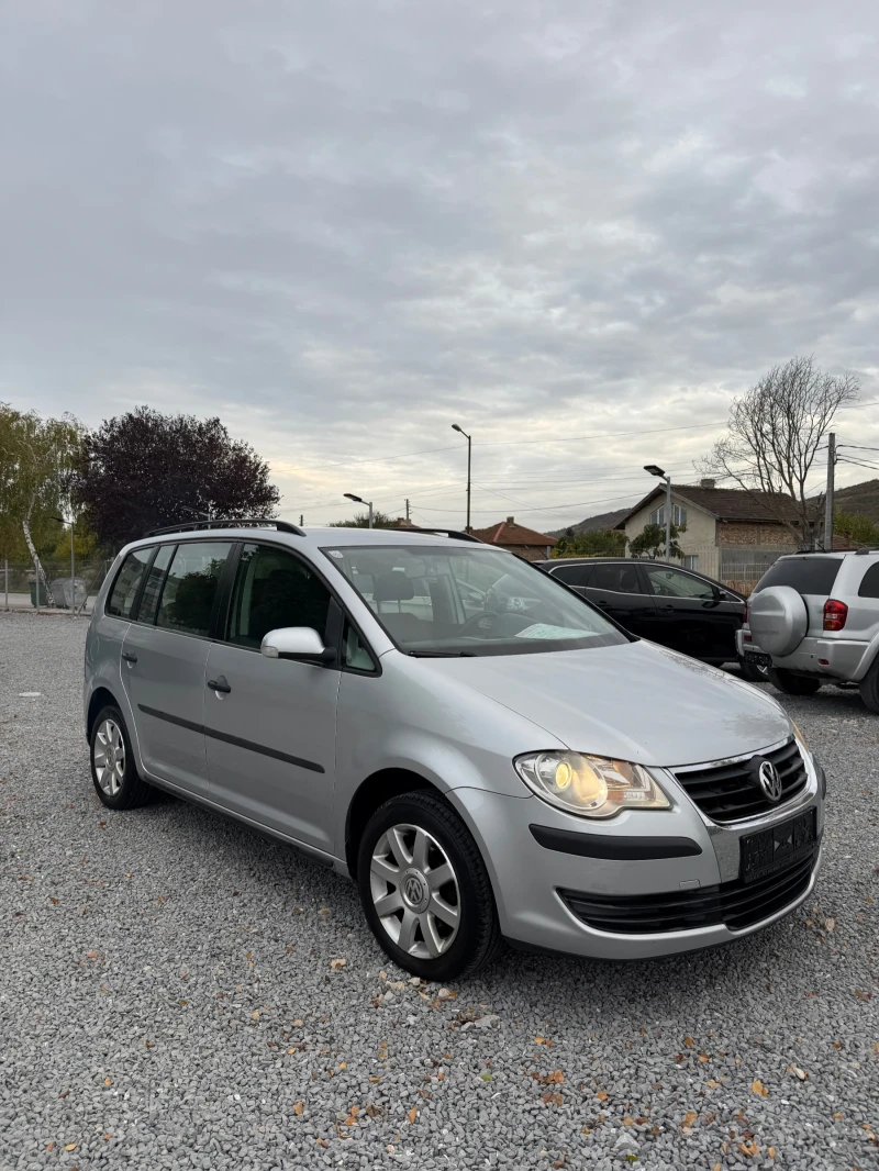 VW Touran 1.9 TDI, снимка 3 - Автомобили и джипове - 52188559
