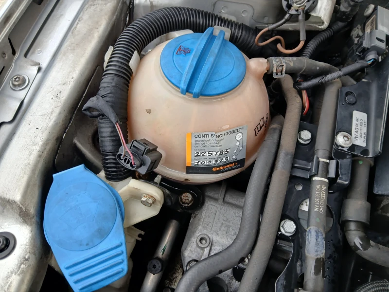 VW Passat R-Line Common R, снимка 16 - Автомобили и джипове - 52444596