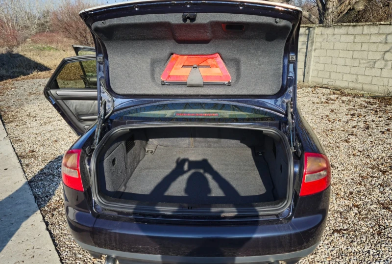 Audi A6 2.5 tdi Quattro, снимка 9 - Автомобили и джипове - 52721989