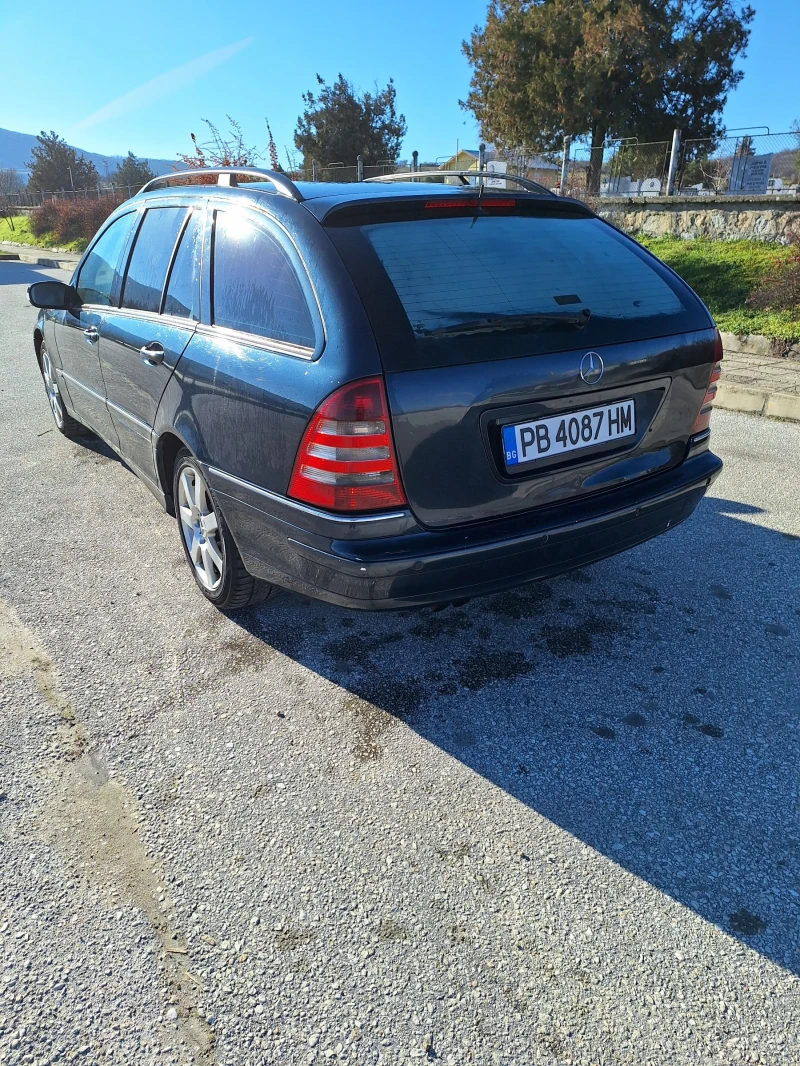 Mercedes-Benz C 220 W203, снимка 4 - Автомобили и джипове - 52916933