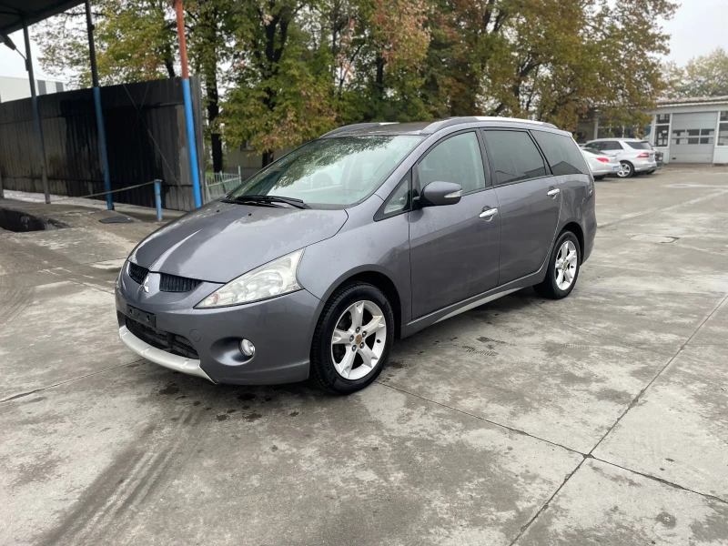 Mitsubishi Grandis 2.4 Бензин, снимка 3 - Автомобили и джипове - 53236900