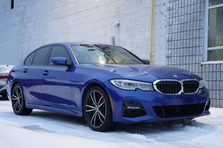 BMW 330 330i xDrive Sedan, снимка 4 - Автомобили и джипове - 54340689