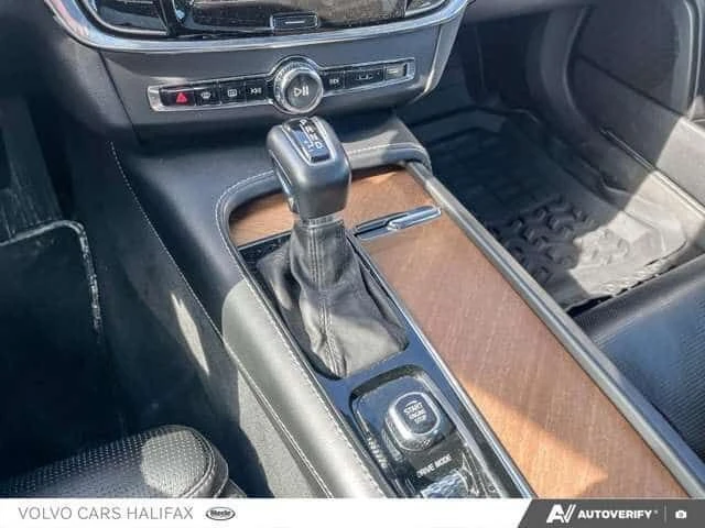 Volvo S90 * Inscription * Фиксирана цена до БГ * От Volvo * , снимка 14 - Автомобили и джипове - 54638251