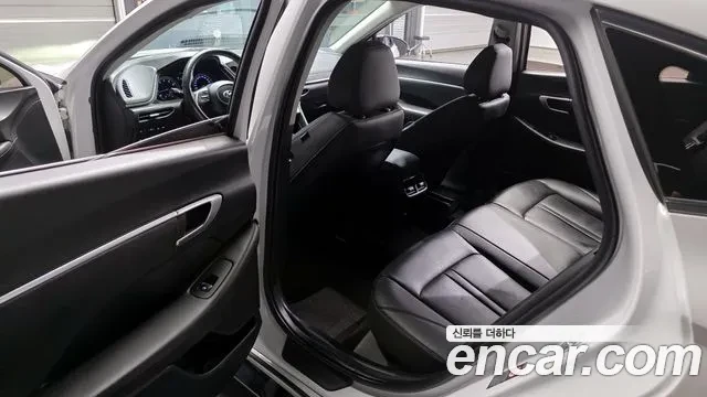 Hyundai Sonata Dn8 2.0, снимка 17 - Автомобили и джипове - 54765812