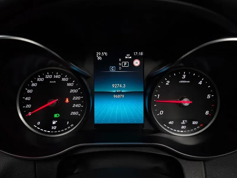 Mercedes-Benz C 220 W205  D 4Matic, снимка 8 - Автомобили и джипове - 56355845