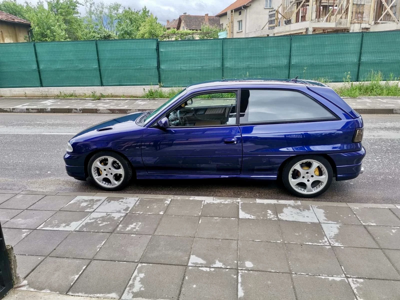 Opel Astra 2.0 16V Irmscher - изображение 8