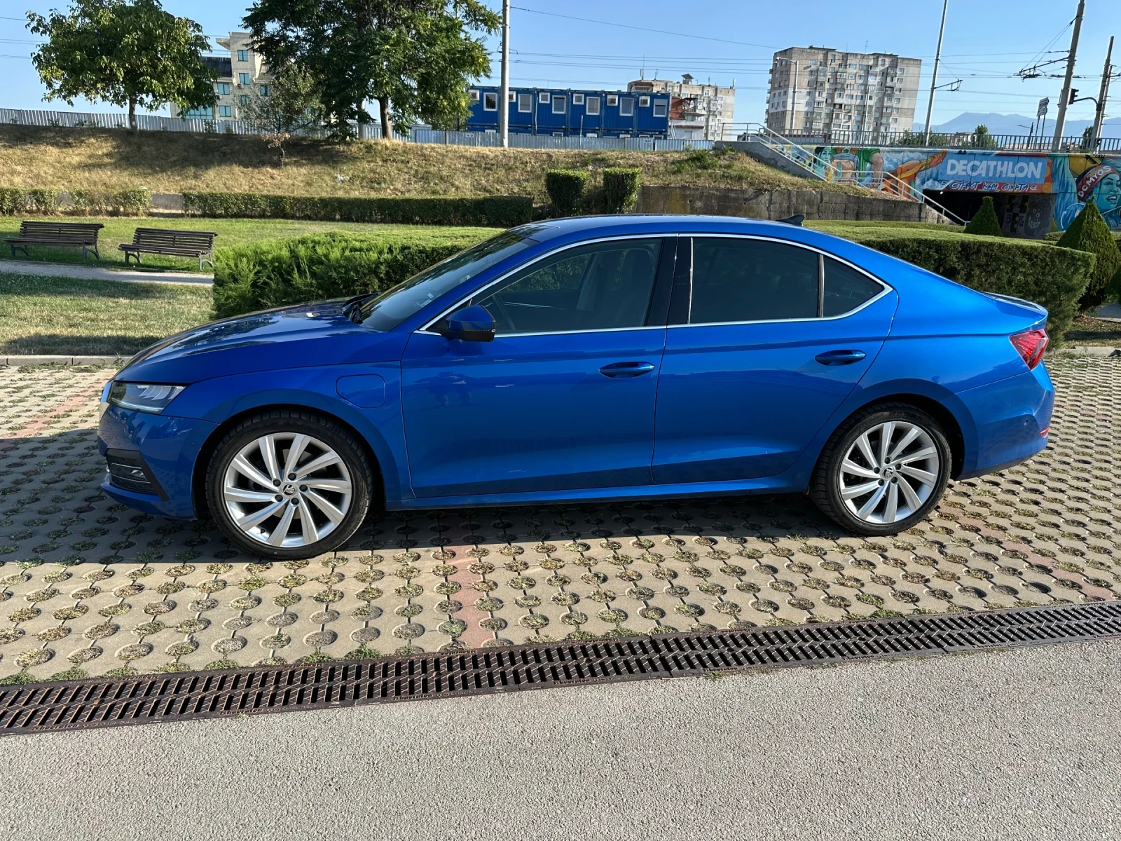 Skoda Octavia 1.4iV PLUG-IN HYBRID/ LED / DISTRONIC / 115 ХИЛ.КМ - изображение 2