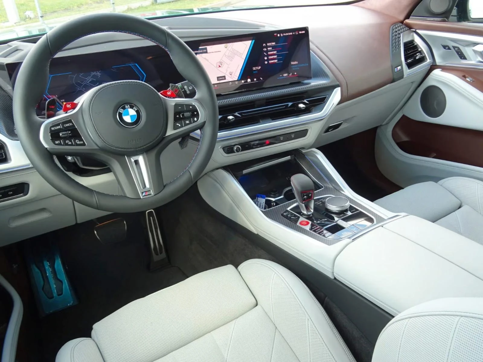 BMW XM 50e PLUG-IN HYBRID CARBON H/K 360 HEAD UP - изображение 6
