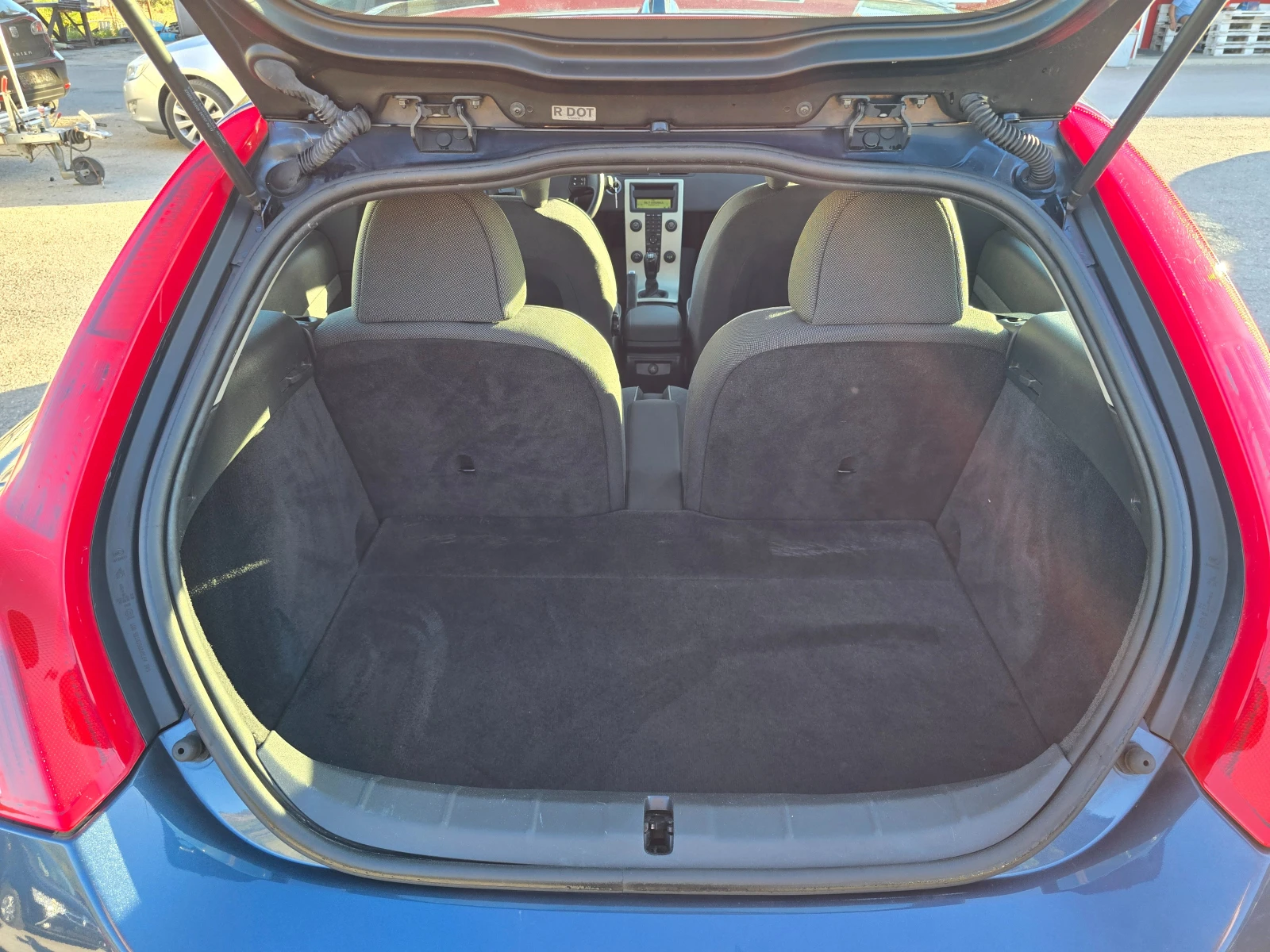 Volvo C30 1.6i  | Mobile.bg   13