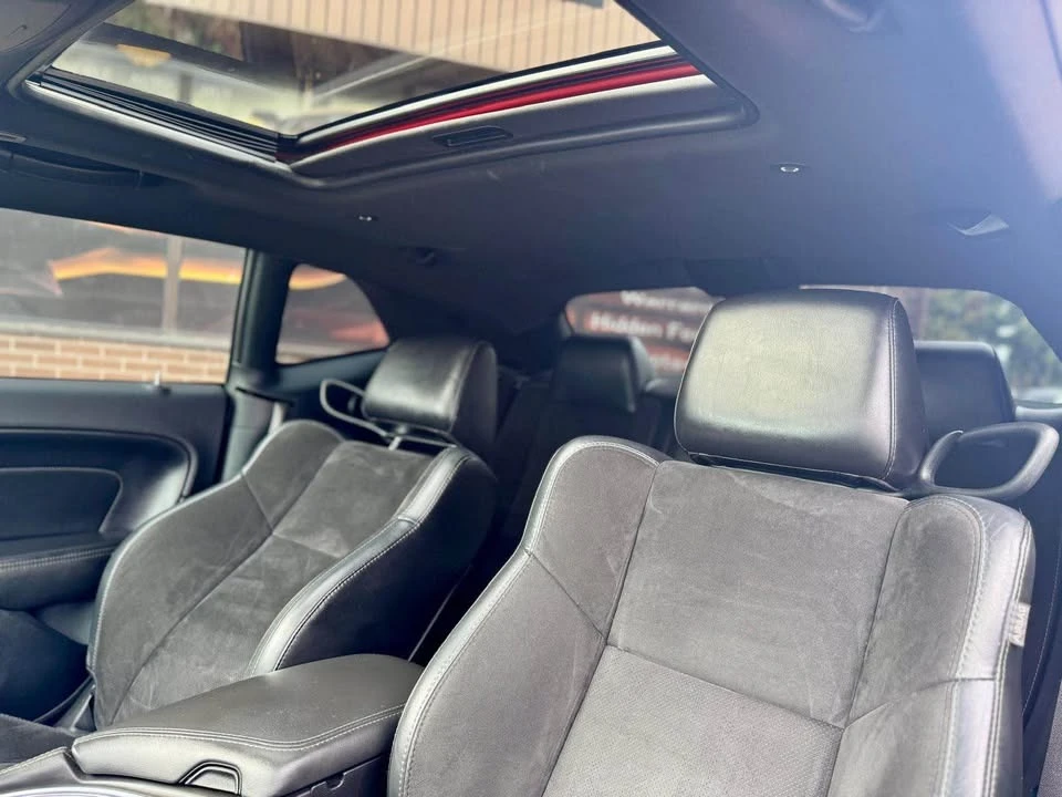 Dodge Challenger SXT * * CARFAX * * АВТО КРЕДИТ * *  - изображение 8