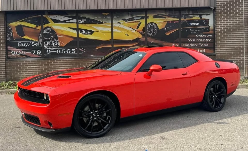 Dodge Challenger SXT * * CARFAX * * АВТО КРЕДИТ * *  - изображение 4