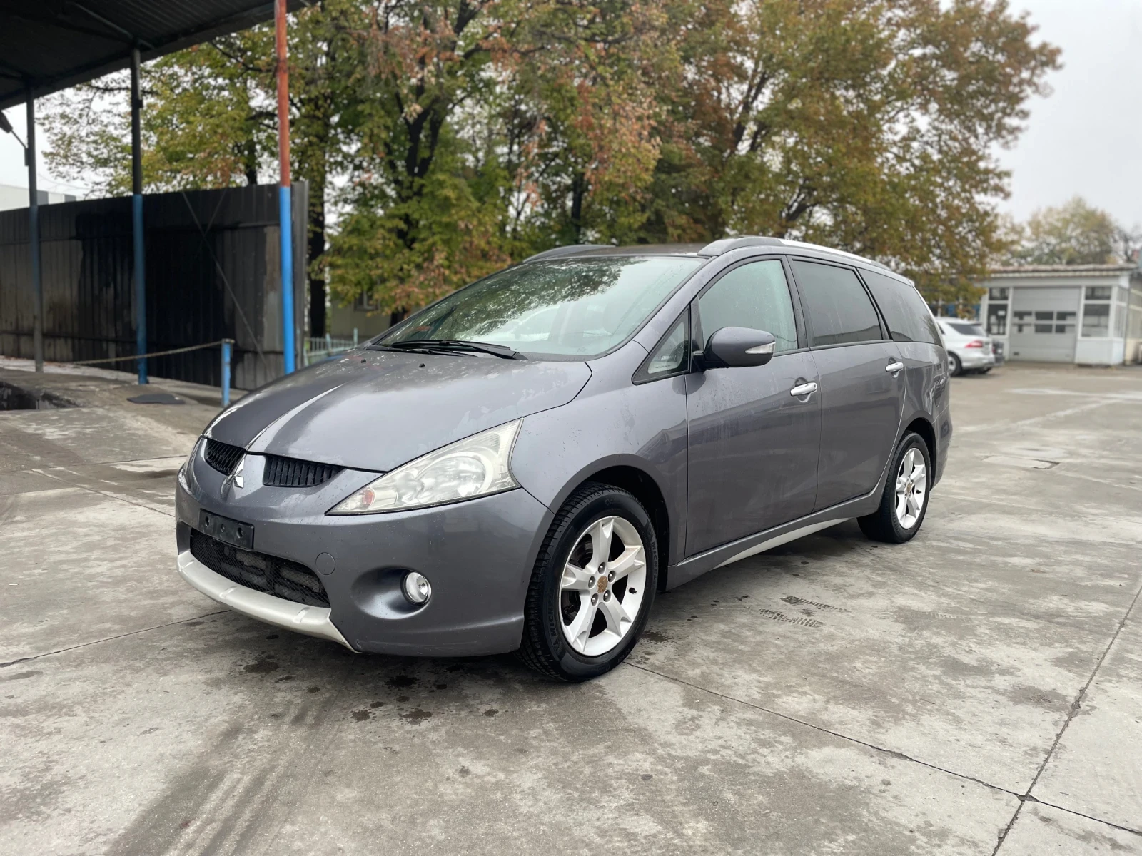 Mitsubishi Grandis 2.4 Бензин - изображение 2