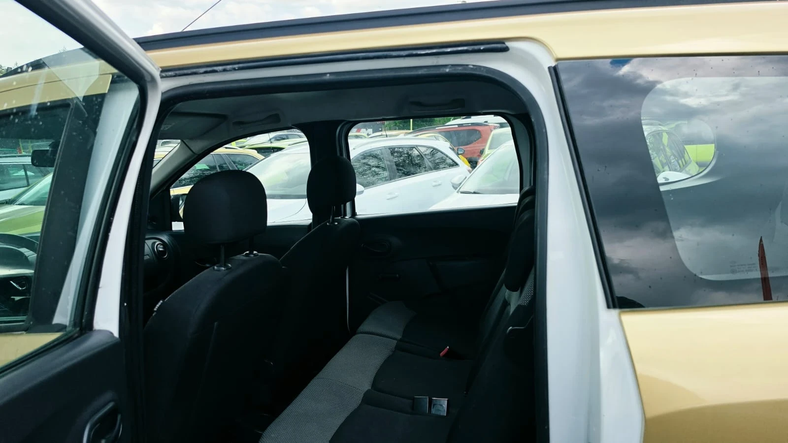Dacia Lodgy | Mobile.bg � ����������� 12
