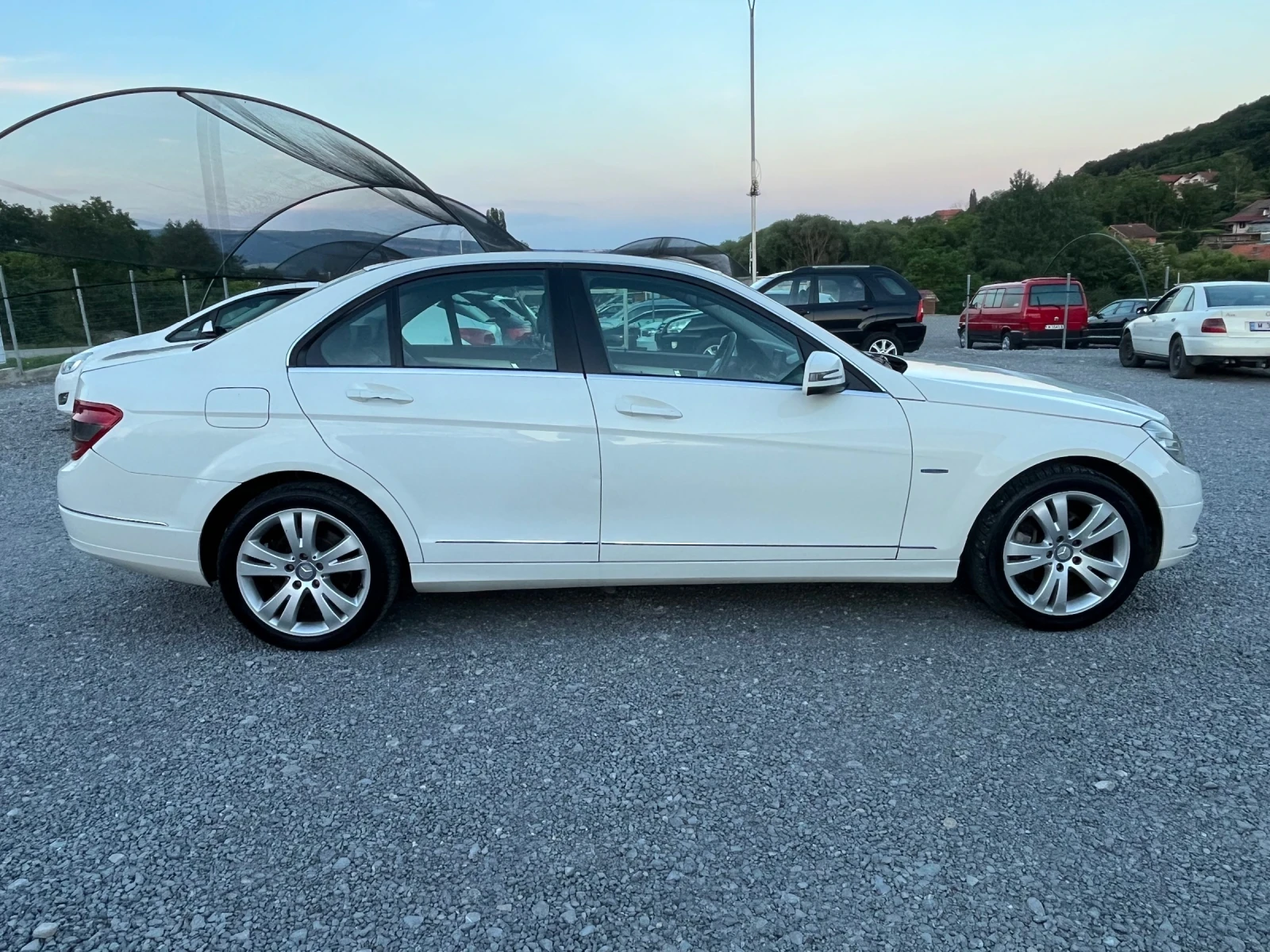 Mercedes-Benz C 220 CDI AVANTGARDE , снимка 7 - Автомобили и джипове - 54853526