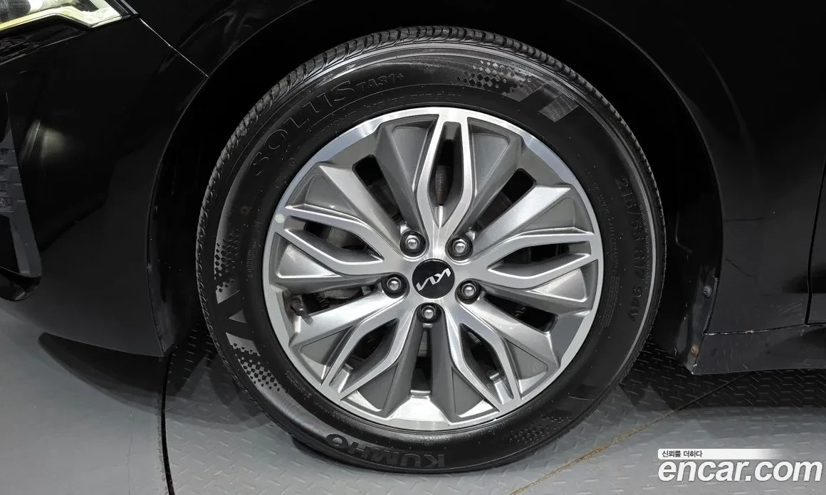 Kia K5 * HYBRID* PRESTIGE* DIS* PANO* ОБДУХВАНЕ* , снимка 5 - Автомобили и джипове - 55200877