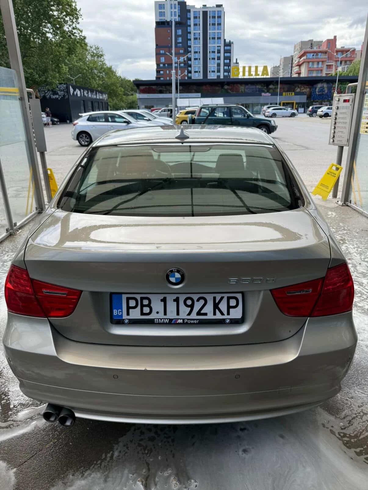 BMW 330 Xdrive LCI N57 NAVI, снимка 5 - Автомобили и джипове - 55305882