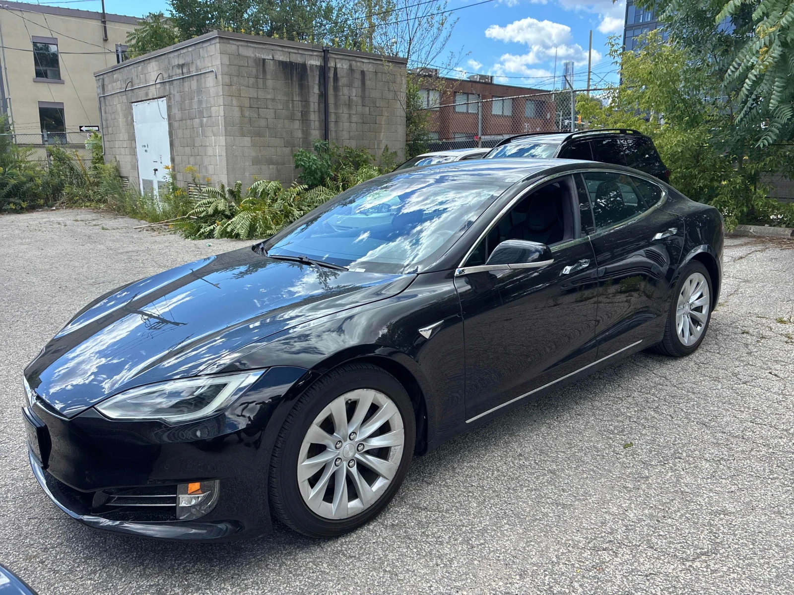 Tesla Model S AWD | CARFAX | АВТОКРЕДИТ БЕЗ ПЪРВОНАЧАЛНА ВНОСКА 