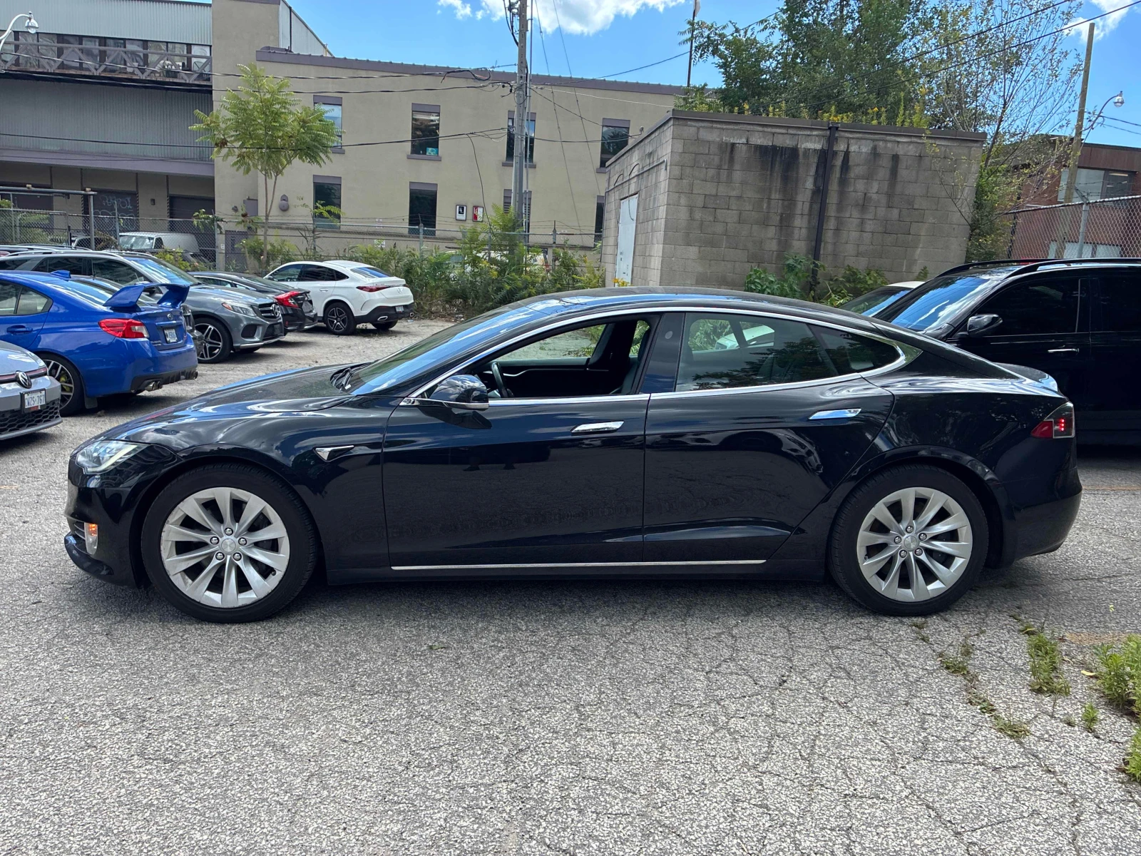 Tesla Model S AWD | CARFAX | АВТОКРЕДИТ БЕЗ ПЪРВОНАЧАЛНА ВНОСКА , снимка 3 - Автомобили и джипове - 55852632