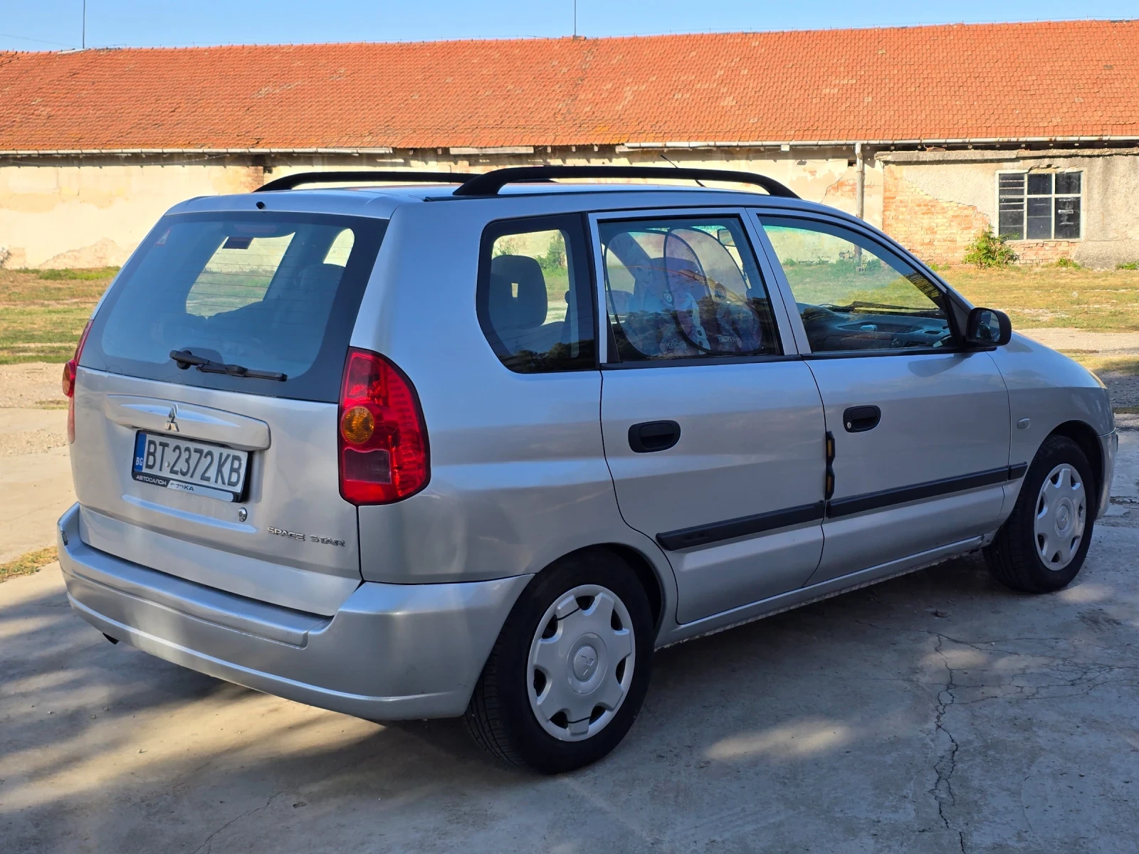 Mitsubishi Space star 1.3 LPG, снимка 3 - Автомобили и джипове - 55970478