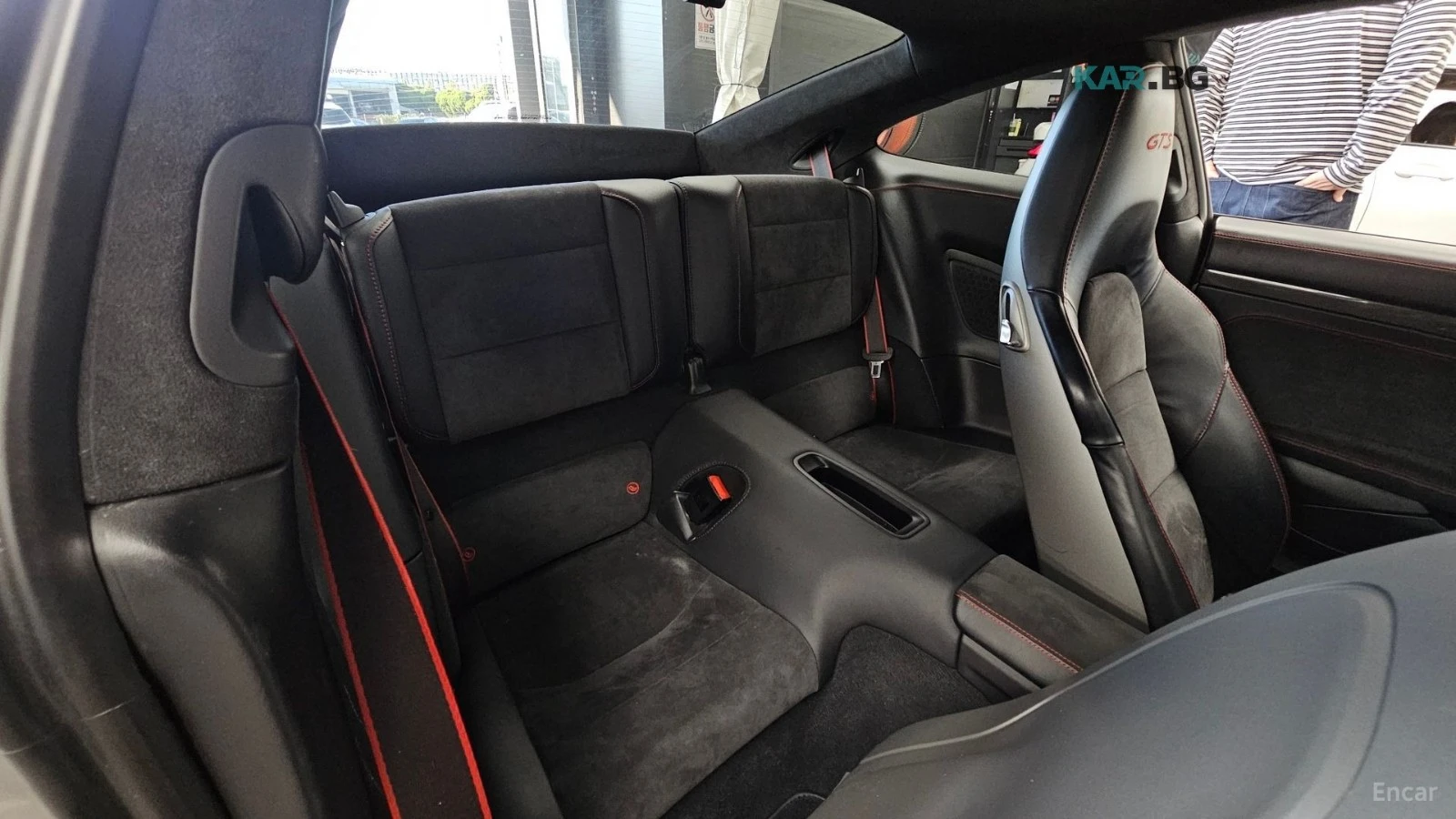 Porsche 911 Carrera 4* GTS* PDK* CHRONO* КАМЕРА* SUNROOF* , снимка 10 - Автомобили и джипове - 56103288