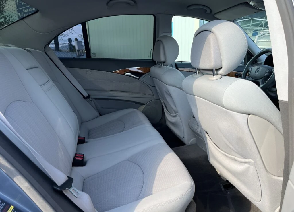 Mercedes-Benz E 320 4Matic EVO, снимка 12 - Автомобили и джипове - 56399575