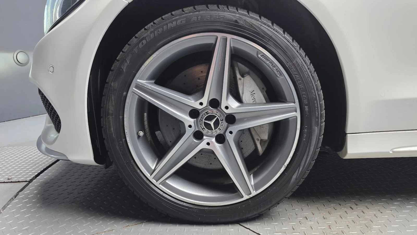 Mercedes-Benz C 250, снимка 5 - Автомобили и джипове - 56710766