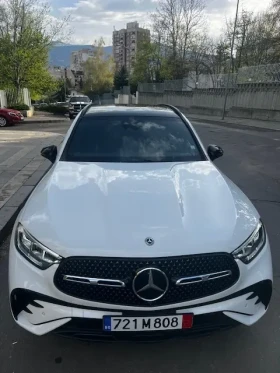 Mercedes-Benz GLC 300 2.0 4MATIC * AMG* LED* PANO* DISTR* MILD* KEYLESS*, снимка 1