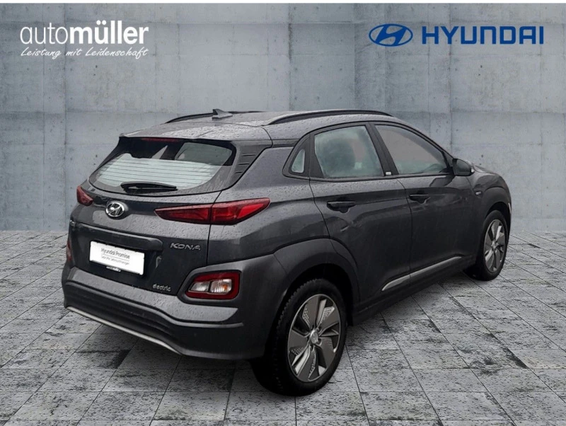 Hyundai Kona 14 000 км, Термопомпа, Камера, снимка 3 - Автомобили и джипове - 47455536