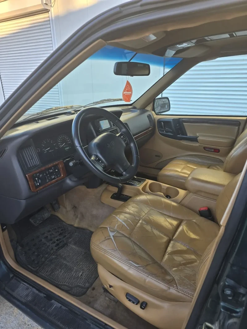 Jeep Grand cherokee, снимка 10 - Автомобили и джипове - 48380320