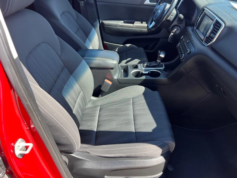 Kia Sportage 1.7 CRDI, снимка 14 - Автомобили и джипове - 51180737