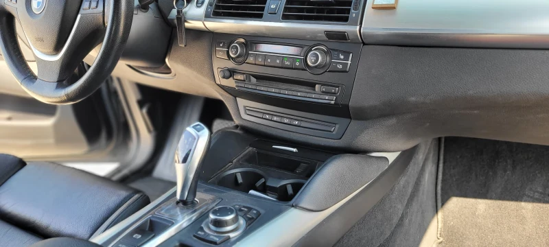 BMW X6, снимка 3 - Автомобили и джипове - 51838382