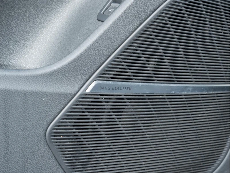 Audi Q7 Technik* Sline* BlackOptic* Matrix* B&O* 360* Обду, снимка 11 - Автомобили и джипове - 52870711