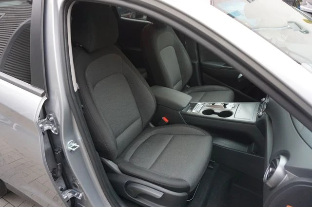 Hyundai Kona, снимка 10 - Автомобили и джипове - 53052240